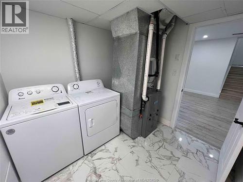511 Gauthier Drive, Tecumseh, ON - Indoor Photo Showing Laundry Room