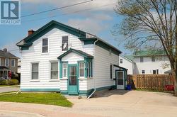 B - 112 ORANGE STREET Cobourg, ON K9A 2L3