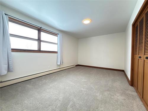 11 Meadowlark Place, Winnipeg, MB - Indoor Photo Showing Other Room