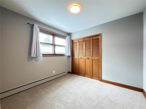 11 Meadowlark Place, Winnipeg, MB - Indoor Photo Showing Other Room