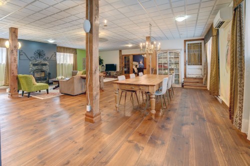 Vue d'ensemble - 485 Ch. Du Moulin, Sainte-Adèle, QC - Indoor Photo Showing Dining Room With Fireplace