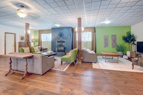 Vue d'ensemble - 485 Ch. Du Moulin, Sainte-Adèle, QC - Indoor With Fireplace