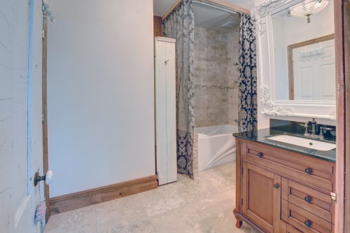 Salle de bains - 485 Ch. Du Moulin, Sainte-Adèle, QC - Indoor Photo Showing Bathroom