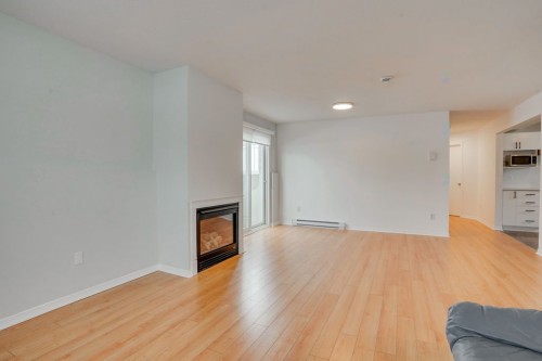 Dining Room - 1-292 Rue De L'Atmosphère, Gatineau (Aylmer), QC - Indoor Photo Showing Living Room With Fireplace