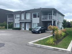 167 Rue des Érables  Salaberry-De-Valleyfield, QC J6T 0E8