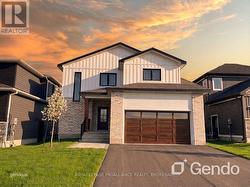 4 PARK CRESCENT  Loyalist (Amherstview), ON K7N 0C2