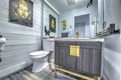 Salle de bains - 116 Av. De La Vallée, Saint-Sauveur, QC - Indoor Photo Showing Bathroom