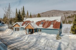 1934 Ch. du Lac-des-Trois-Frères  Saint-Adolphe-D'Howard, QC J0T 2B0