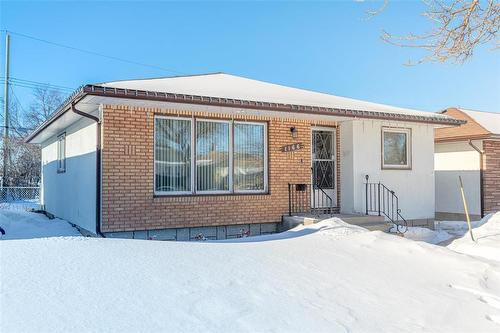 1166 Polson Avenue  Winnipeg, MB R2X 1M9