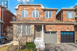 3478 COVENT CRESCENT  Mississauga, ON L5M 7K7