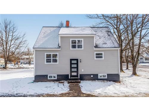 54 Duke St, Saint Stephen, NB 