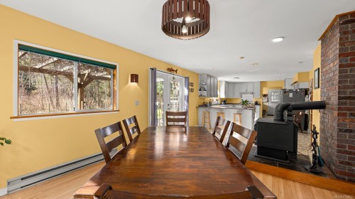 2187 May Rd, Courtenay, BC 