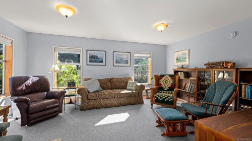 2187 May Rd, Courtenay, BC 