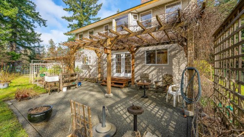 2187 May Rd, Courtenay, BC 