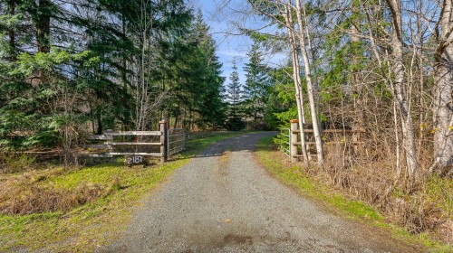 2187 May Rd, Courtenay, BC 