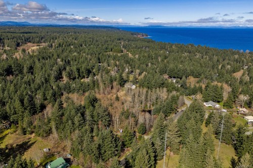 2187 May Rd, Courtenay, BC 