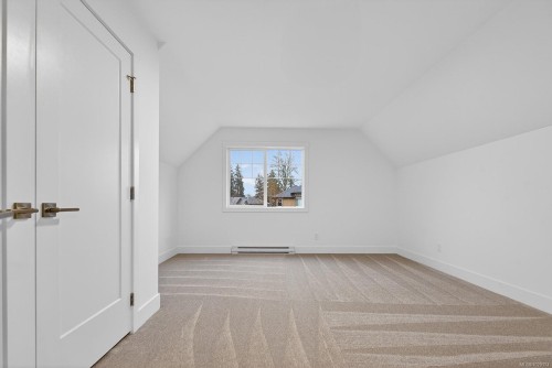 100-3003 Keystone Dr, Duncan, BC - Indoor Photo Showing Other Room