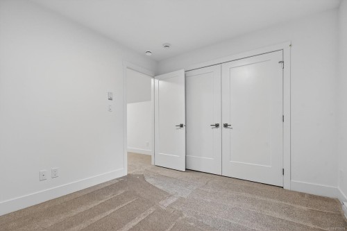 100-3003 Keystone Dr, Duncan, BC - Indoor Photo Showing Other Room