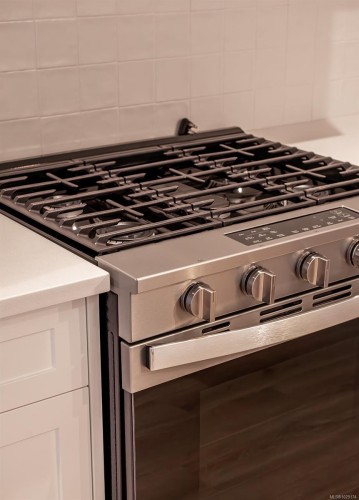 100-3003 Keystone Dr, Duncan, BC - Indoor Photo Showing Kitchen