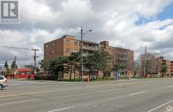 303 - 1780 LAWRENCE AVENUE E Toronto, ON M1R 2Y2