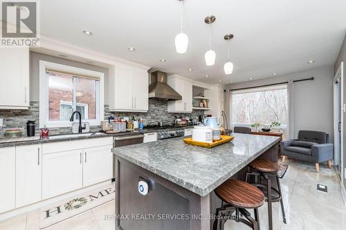 1928 Aldermead Road, Mississauga, ON - Indoor Photo Showing Kitchen With Upgraded Kitchen