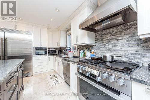 1928 Aldermead Road, Mississauga, ON - Indoor Photo Showing Kitchen With Upgraded Kitchen