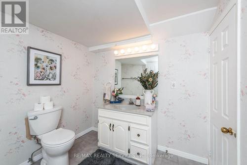 1928 Aldermead Road, Mississauga, ON - Indoor Photo Showing Bathroom