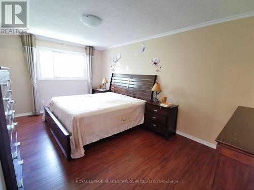 115 Clansman Trail, Mississauga, ON - Indoor Photo Showing Bedroom