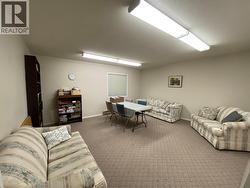 Rec Room - library - 