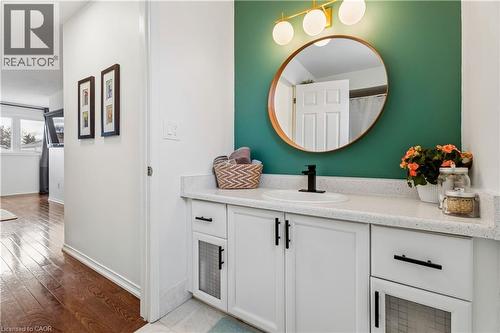 18 Marisa Court, Hamilton, ON - Indoor Photo Showing Bathroom