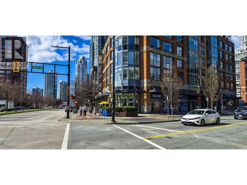 206 Davie Street, Vancouver, BC 