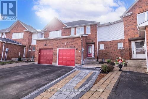 11 TOMAHAWK DRIVE  Grimsby, ON L3M 5G4