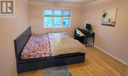 5183 Angel Stone Drive, Mississauga, ON - Indoor Photo Showing Bedroom
