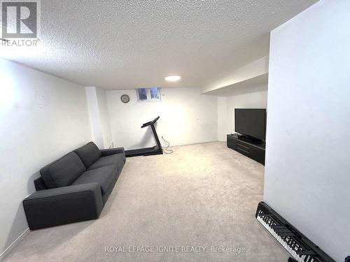 5183 Angel Stone Drive, Mississauga, ON - Indoor