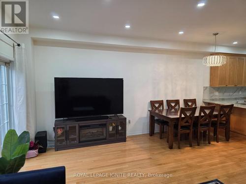 5183 Angel Stone Drive, Mississauga, ON - Indoor