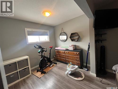 619 Smith Dorrien Avenue, Esterhazy, SK - Indoor