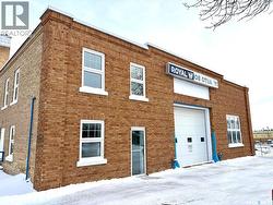 29 Sixth AVENUE N  Yorkton, SK S3N 0X6