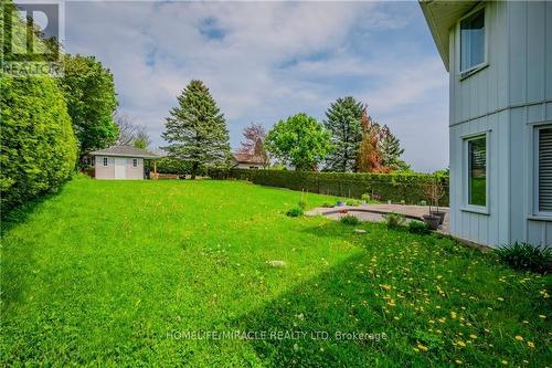 132 Trussler Road, Kitchener, ON - Outdoor