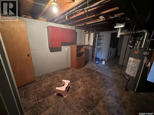 453 Vancouver Avenue S, Saskatoon, SK - Indoor Photo Showing Basement