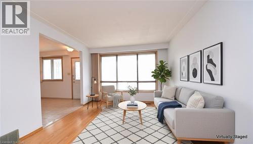 36 Glassco Avenue N, Hamilton, ON - Indoor