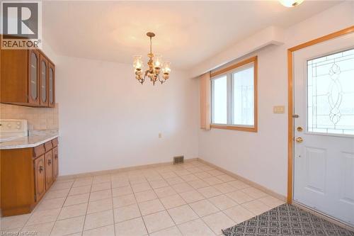 36 Glassco Avenue N, Hamilton, ON - Indoor