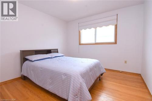 36 Glassco Avenue N, Hamilton, ON - Indoor Photo Showing Bedroom