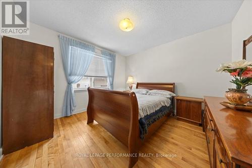 1075 Secord Avenue, Ottawa, ON - Indoor Photo Showing Bedroom