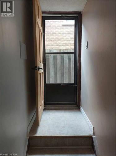 610 Stone Church Road W, Hamilton, ON - Indoor Photo Showing Other Room