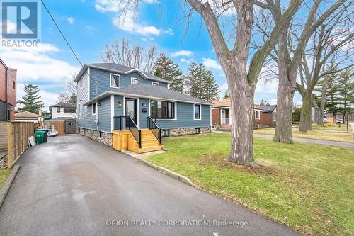 40 BRIARWOOD AVENUE  Mississauga, ON L5G 3N6