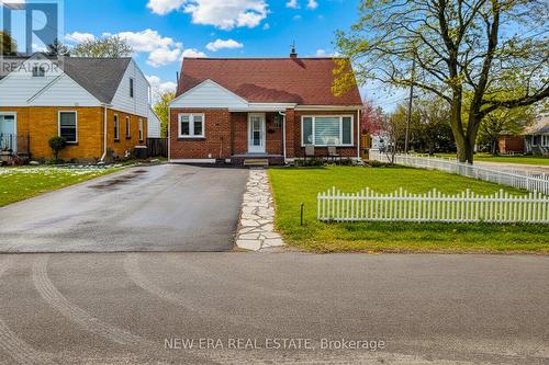 29 SECOND STREET N  Hamilton, ON L8G 1Y8