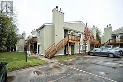 6 - 15 DAWSON DRIVE Collingwood, ON L9Y 5B4