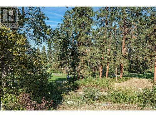 3907 Gallaghers Circle, Kelowna, BC - Outdoor