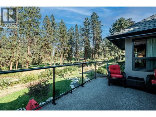 3907 Gallaghers Circle, Kelowna, BC - Outdoor