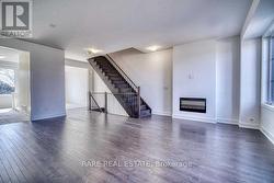 66 CAROLE BELL WAY Markham, ON L6E 0W2